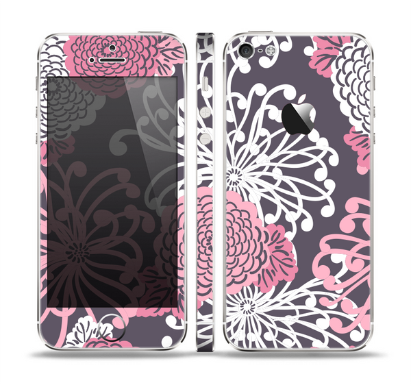 The Pink and White Solid Flowers Skin Set for the Apple iPhone 5