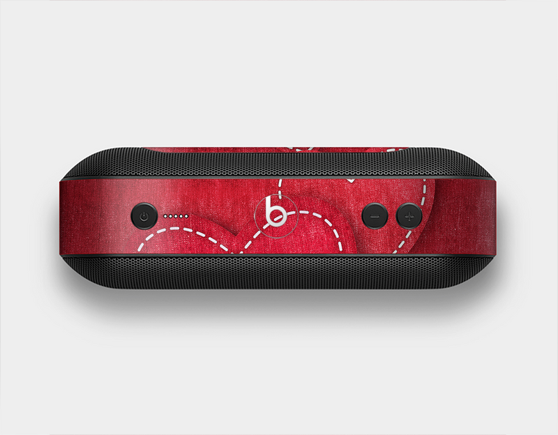 The Pocket with Red Scratched Hearts Skin Set for the Beats Pill Plus