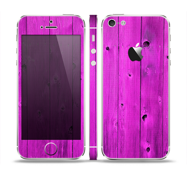 The Purple Highlighted Wooden Planks Skin Set for the Apple iPhone 5