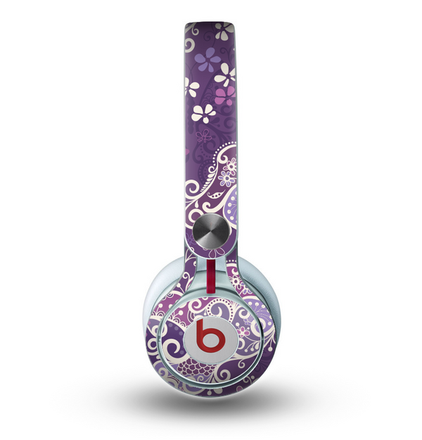 The Purple & White Butterfly Elegance Skin for the Beats by Dre Mixr Headphones