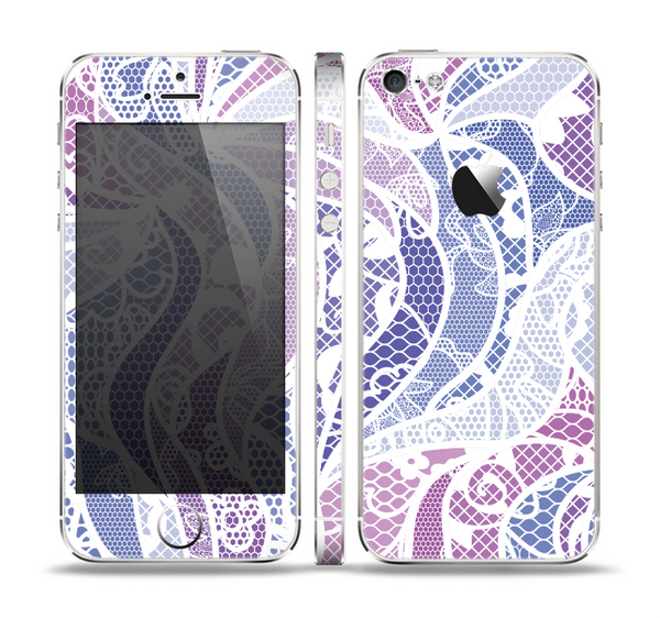 The Purple and White Lace Design Skin Set for the Apple iPhone 5