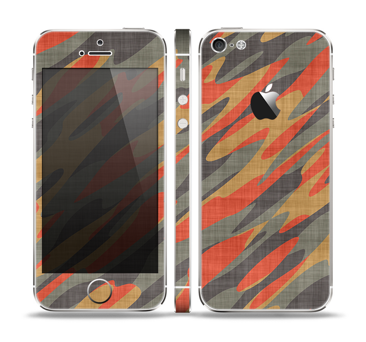 The Red, Green and Black Abstract Traditional Camouflage Skin Set for the Apple iPhone 5