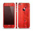 The Red Highlighted Wooden Planks Skin Set for the Apple iPhone 5