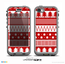 The Red and White Christmas Pattern Skin for the iPhone 5c nüüd LifeProof Case