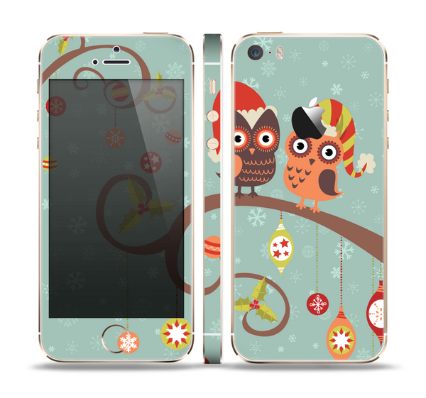 The Retro Christmas Owls with Ornaments Skin Set for the Apple iPhone 5s