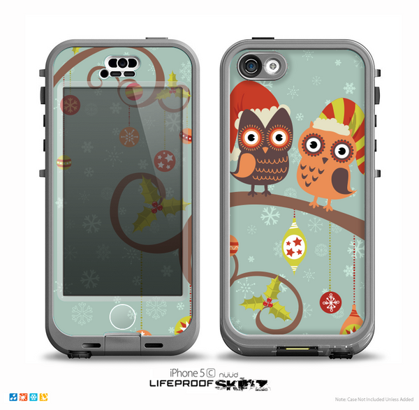 The Retro Christmas Owls with Ornaments Skin for the iPhone 5c nüüd LifeProof Case
