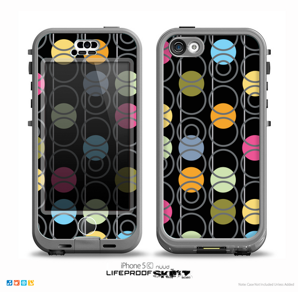 The Retro Colorful Filled Flat Circle Pattern on Black Skin for the iPhone 5c nüüd LifeProof Case