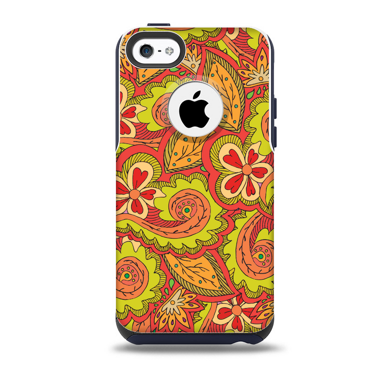 The Retro Red and Green Floral Pattern Skin for the iPhone 5c OtterBox Commuter Case