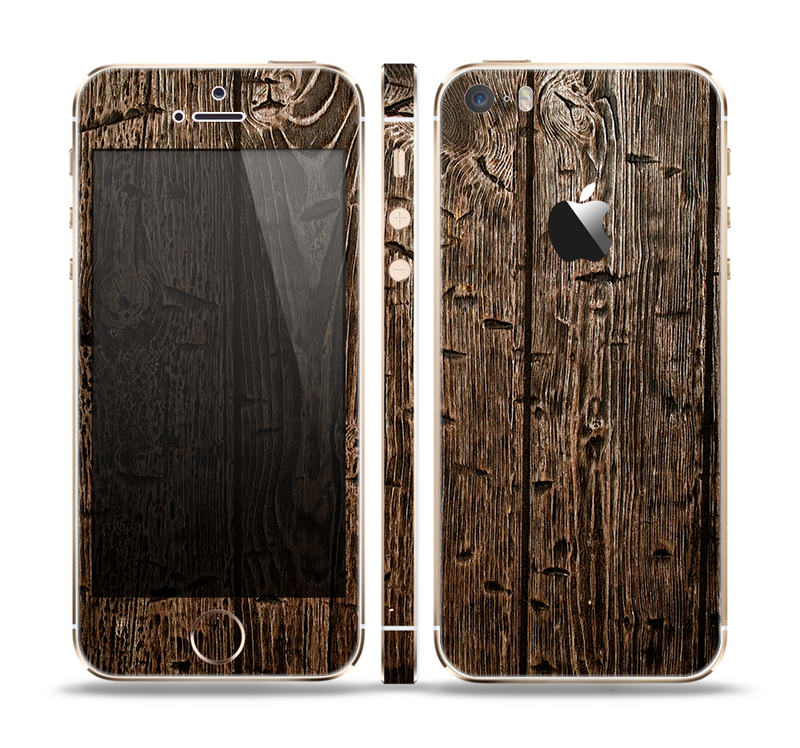 The Rough Textured Dark Wooden Planks Skin Set for the Apple iPhone 5s