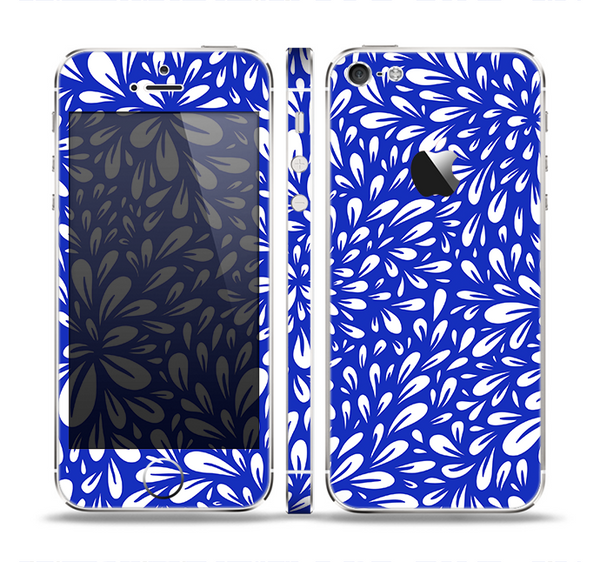 The Royal Blue & White Floral Sprout Skin Set for the Apple iPhone 5