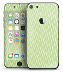 The_Sage_Strands_of_Grass_-_iPhone_7_-_FullBody_4PC_v2.jpg
