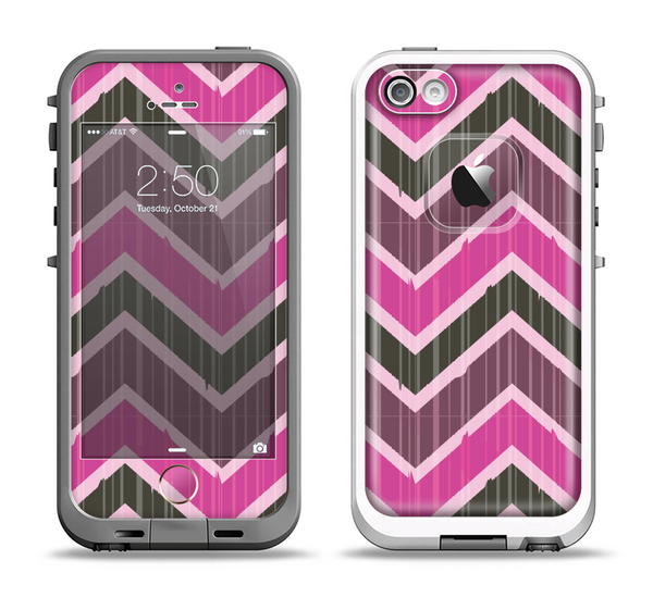 The Scratched Vintage Chevron Surface Apple iPhone 5-5s LifeProof Fre Case Skin Set