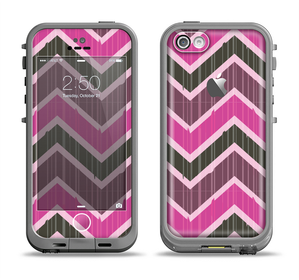 The Scratched Vintage Chevron Surface Apple iPhone 5c LifeProof Fre Case Skin Set