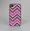 The Scratched Vintage Chevron Surface Skin-Sert for the Apple iPhone 4-4s Skin-Sert Case