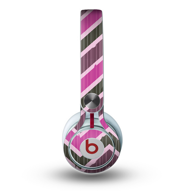 The Scratched Vintage Chevron Surface Skin for the Beats by Dre Mixr Headphones
