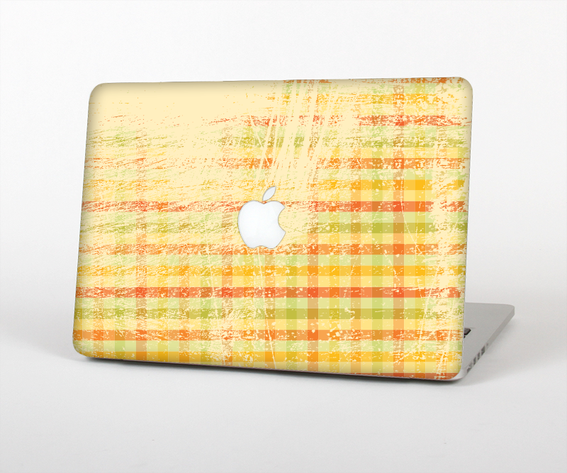 The Scratched Yellow Faded Plaid Skin Set for the Apple MacBook Pro 15" with Retina Display