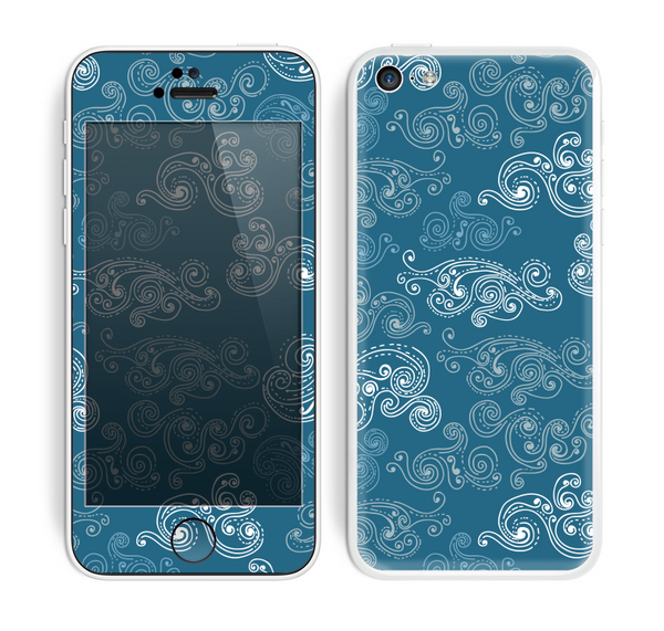 The Seamless Blue and White Paisley Swirl Skin for the Apple iPhone 5c
