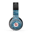 The Seamless Blue and White Paisley Swirl Skin for the Beats by Dre Pro Headphones