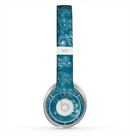 The Seamless Blue and White Paisley Swirl Skin for the Beats by Dre Solo 2 Headphones