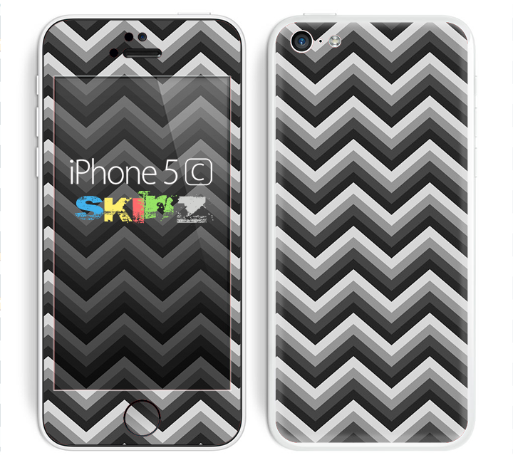The Sharp Layered Black & Gray Chevron Pattern Skin for the Apple iPhone 5c
