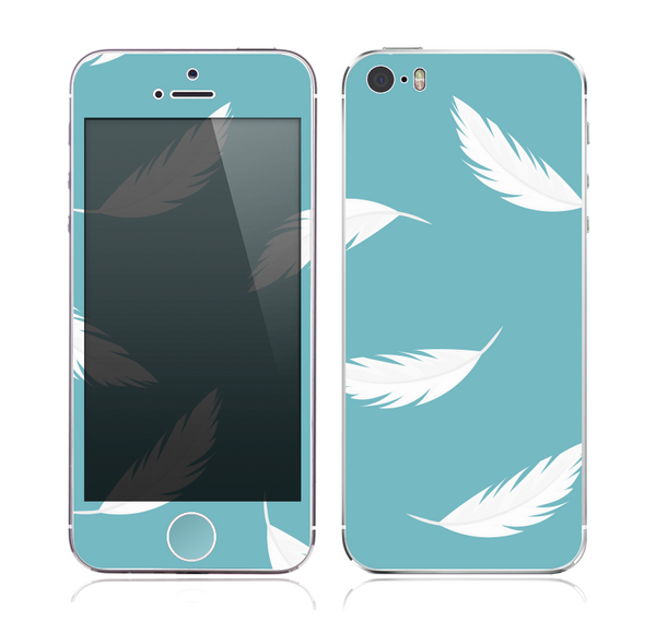 The Simple White Feathered Blue Skin for the Apple iPhone 5s