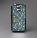 The Slate Blue and Coral Floral Sketched Lace Patterns v21 Skin-Sert Case for the Samsung Galaxy S5