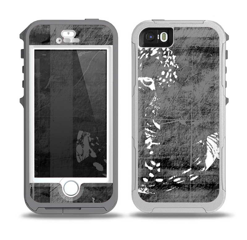 The Smudged White and Black Anchor Pattern Skin for the iPhone 5-5s OtterBox Preserver WaterProof Case