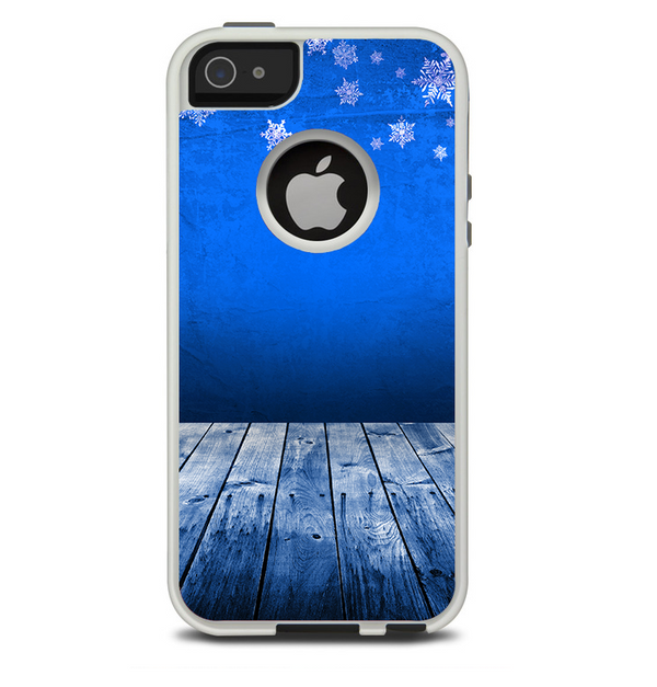 The Snowy Blue Wooden Dock Skin For The iPhone 5-5s Otterbox Commuter Case