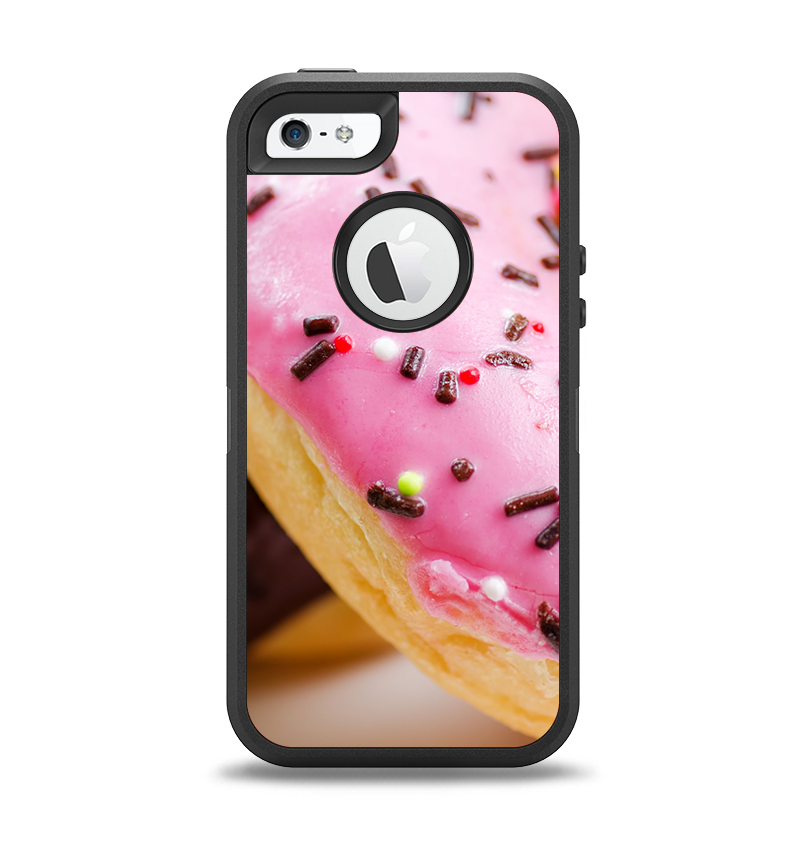 The Sprinkled Donuts Apple iPhone 5-5s Otterbox Defender Case Skin Set