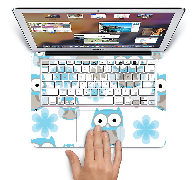 The Subtle Blue Cartoon Owls Skin Set for the Apple MacBook Pro 15" with Retina Display