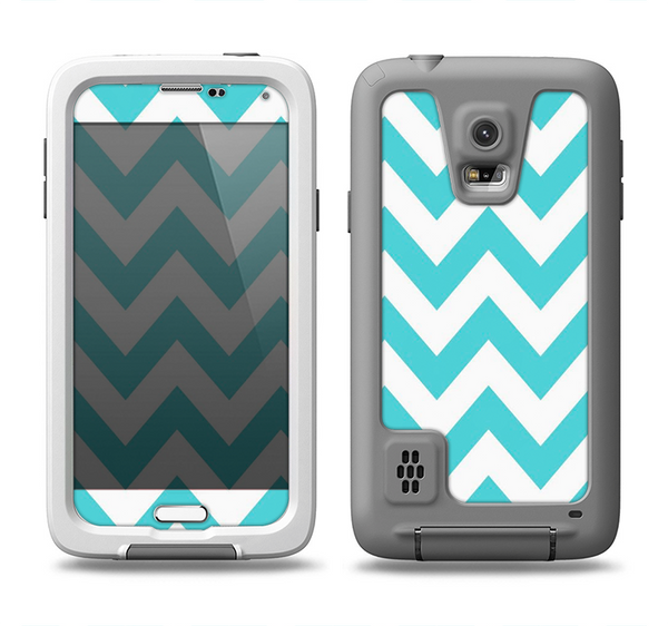 The Subtle Blue & White Chevron Pattern Samsung Galaxy S5 LifeProof Fre Case Skin Set