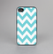 The Subtle Blue & White Chevron Pattern Skin-Sert for the Apple iPhone 4-4s Skin-Sert Case