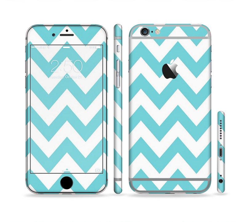 The Subtle Blue & White Chevron Pattern Sectioned Skin Series for the Apple iPhone 6 Plus