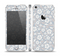 The Subtle White and Blue Floral Laced V32 Skin Set for the Apple iPhone 5
