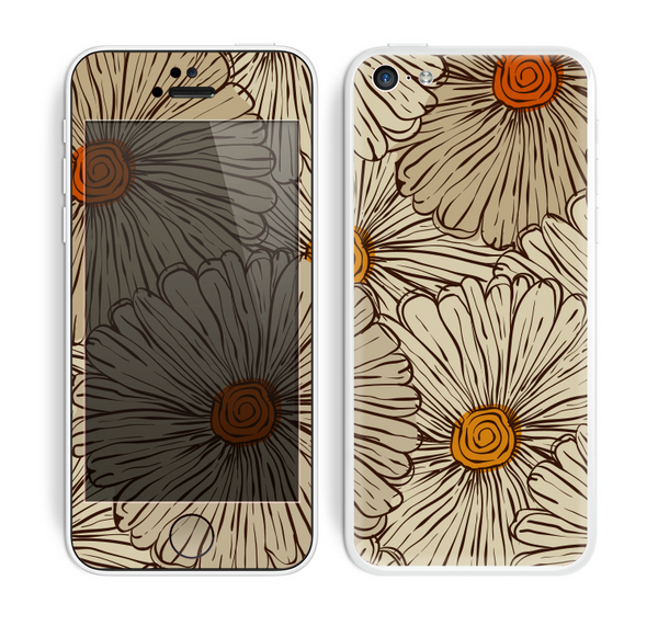 The Tan & Orange Tipped Flowers Pattern Skin for the Apple iPhone 5c
