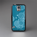 The Teal Abstract Raining Yarn Clouds Skin-Sert Case for the Samsung Galaxy S5