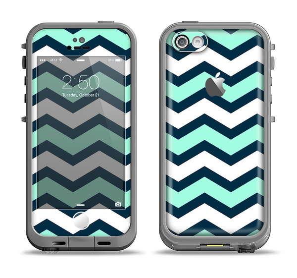 The Teal & Blue Wide Chevron Pattern Apple iPhone 5c LifeProof Fre Case Skin Set