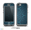 The Teal Floral Mirrored Pattern Skin for the iPhone 5c nüüd LifeProof Case