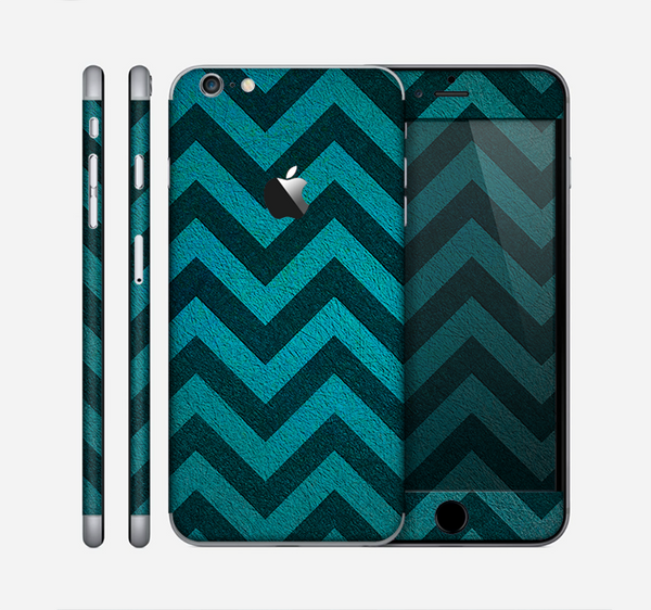 The Teal Grunge Chevron Pattern Skin for the Apple iPhone 6 Plus