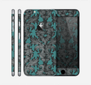The Teal Leaf Foliage Pattern Skin for the Apple iPhone 6 Plus