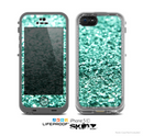 The Aqua Green Glimmer Skin for the Apple iPhone 5c LifeProof Case
