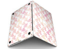 The_Tiny_Pink_and_Yellow_hearts_of_a_Whole_-_13_MacBook_Pro_-_V3.jpg
