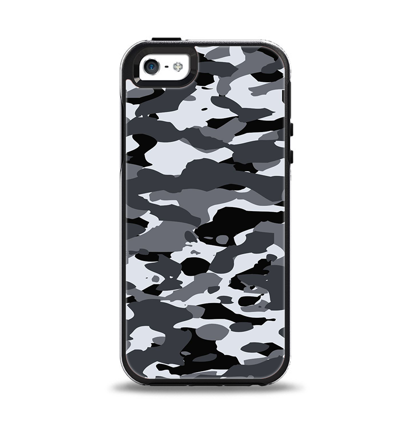The Traditional Black & White Camo Apple iPhone 5-5s Otterbox Symmetry Case Skin Set
