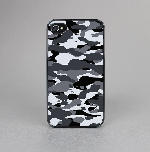The Traditional Black & White Camo Skin-Sert for the Apple iPhone 4-4s Skin-Sert Case