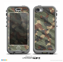 The Traditional Camouflage Fabric Pattern Skin for the iPhone 5c nüüd LifeProof Case