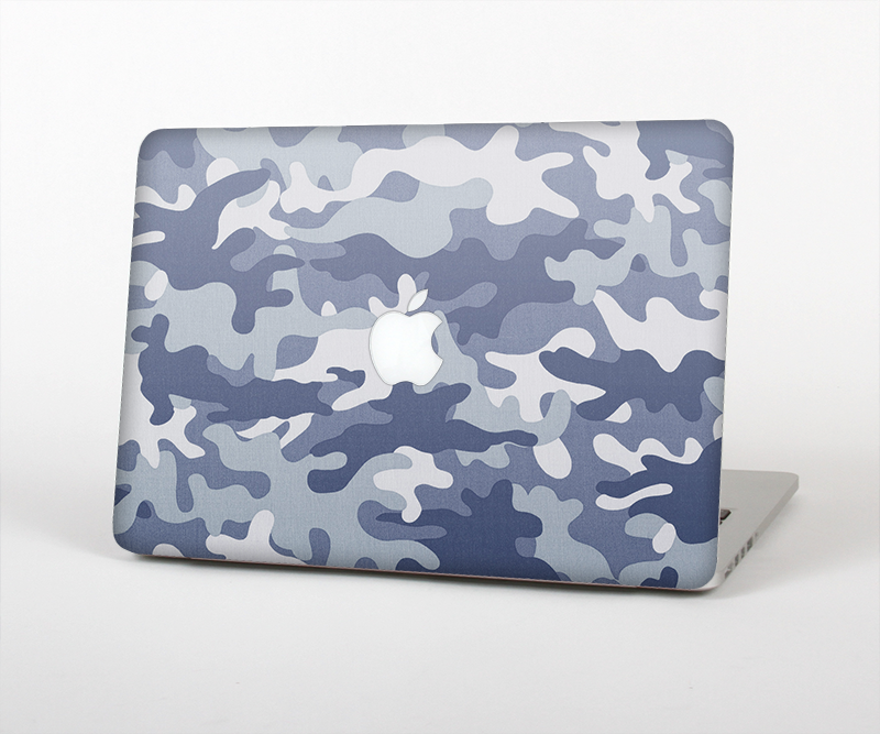 The Traditional Snow Camouflage Skin Set for the Apple MacBook Pro 15" with Retina Display