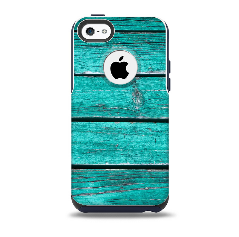 The Trendy Green Washed Wood Planks Skin for the iPhone 5c OtterBox Commuter Case