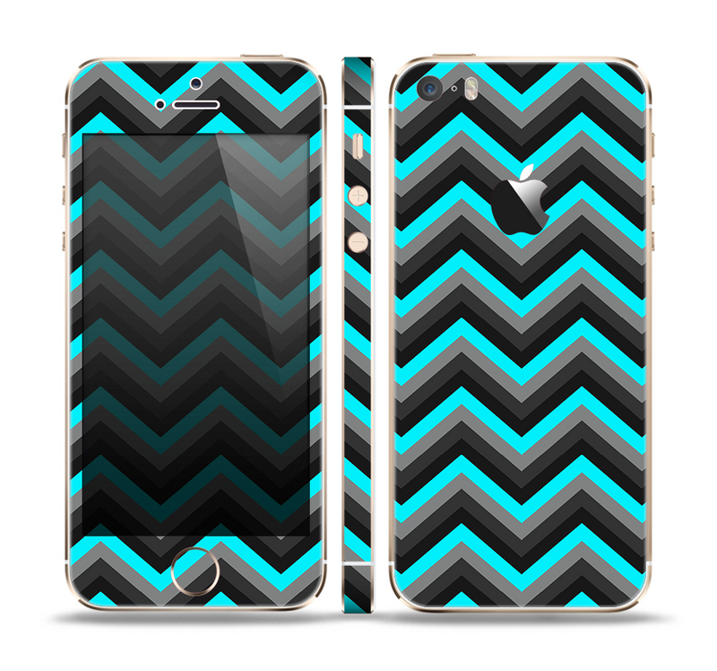 The Turquoise-Black-Gray Chevron Pattern Skin Set for the Apple iPhone 5s