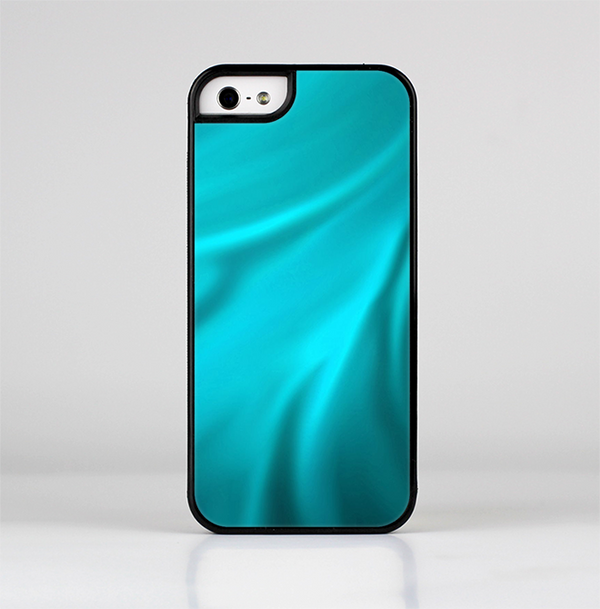 The Turquoise Blue Highlighted Fabric Skin-Sert for the Apple iPhone 5-5s Skin-Sert Case