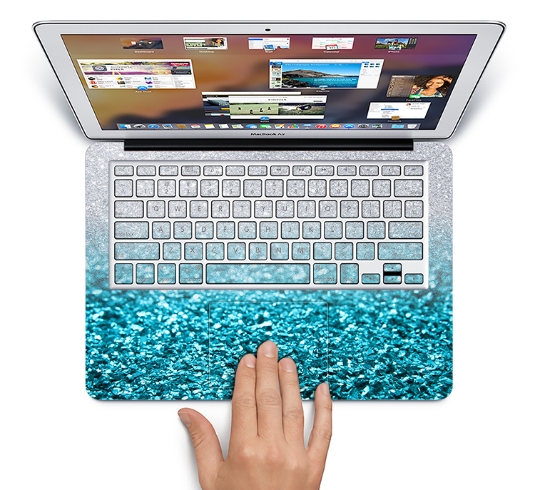 The Turquoise & Silver Glimmer Fade Skin Set for the Apple MacBook Pro 15" with Retina Display